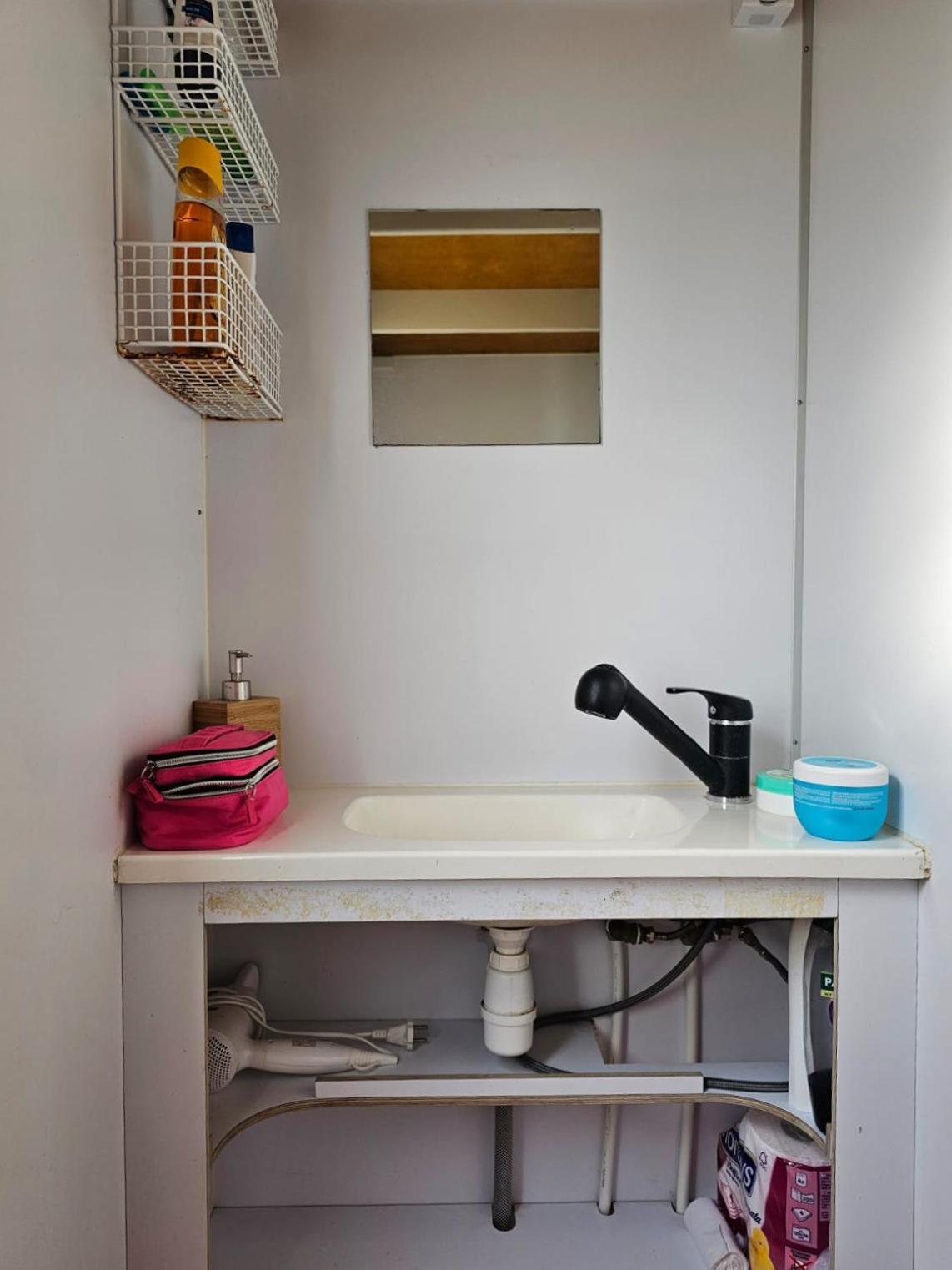 Filipp'S House Boat Hotel Alghero Bagian luar foto