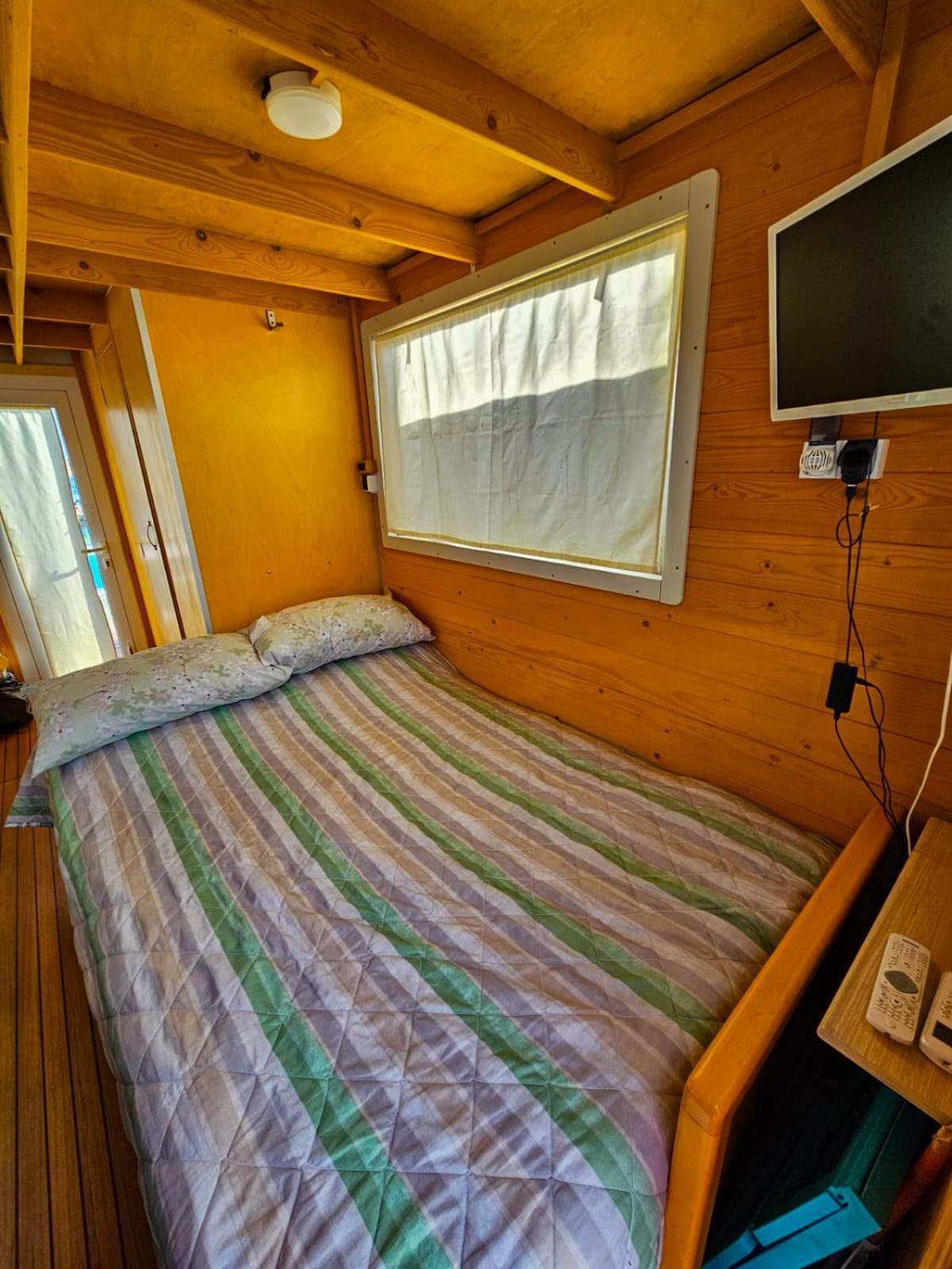 Filipp'S House Boat Hotel Alghero Bagian luar foto